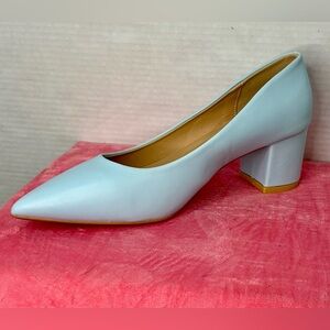 Women’s Pastel Blue Pointed Toe Block Heel Pumps – Women’s Size 8.5 (EU 39) –New